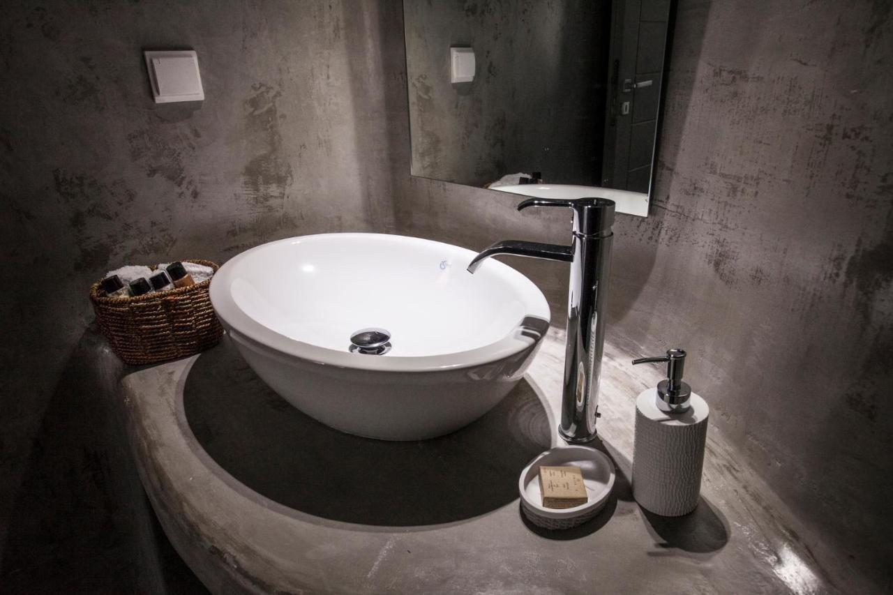 אויה Cupola Suites מראה חיצוני תמונה